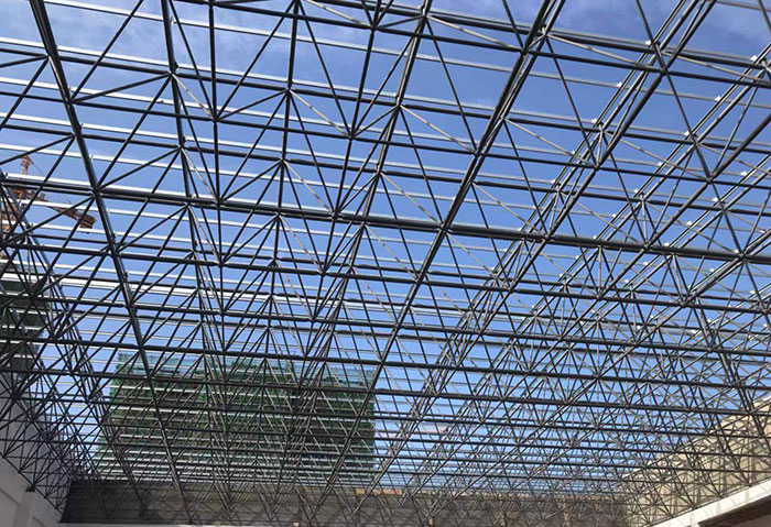 萍乡管桁架结构在高速公路等桥梁工程中的应用分析